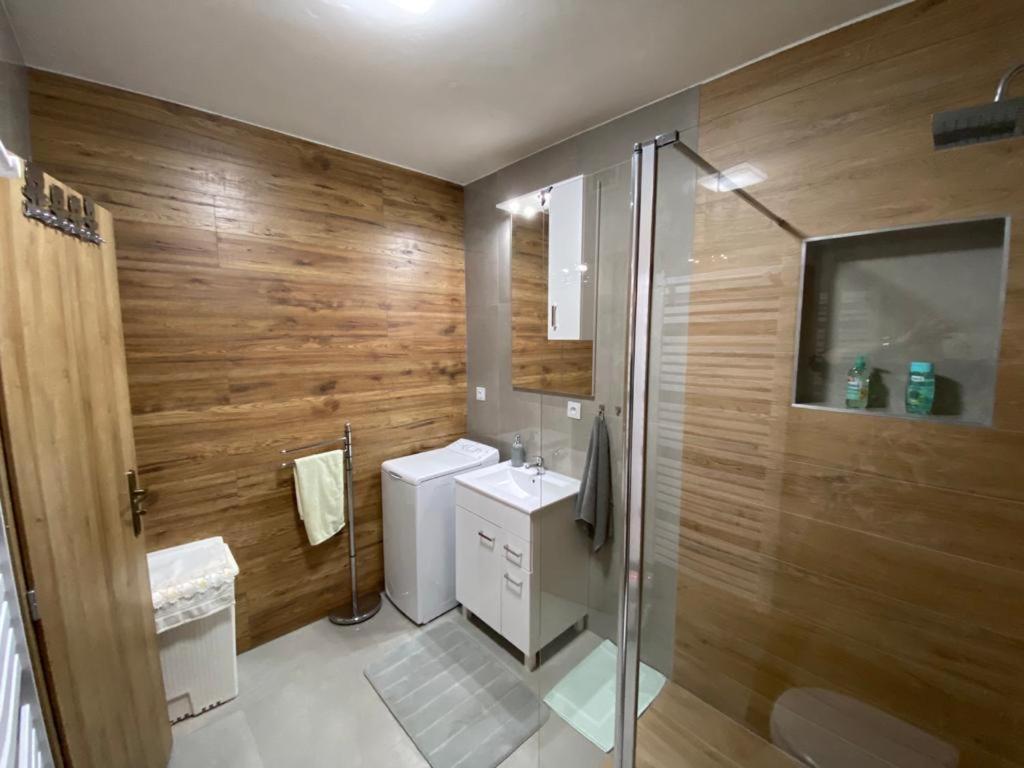 Lovely & Luxury Apartment Bela  Exterior photo